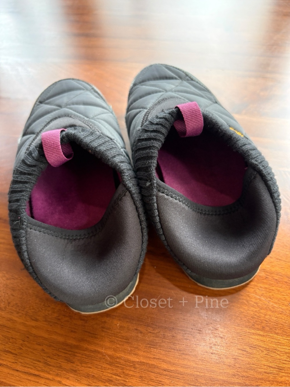 Teva Ember Moc Black Size 6 Slip On Moccasin Quilted Shoes - Picture 10 of 17